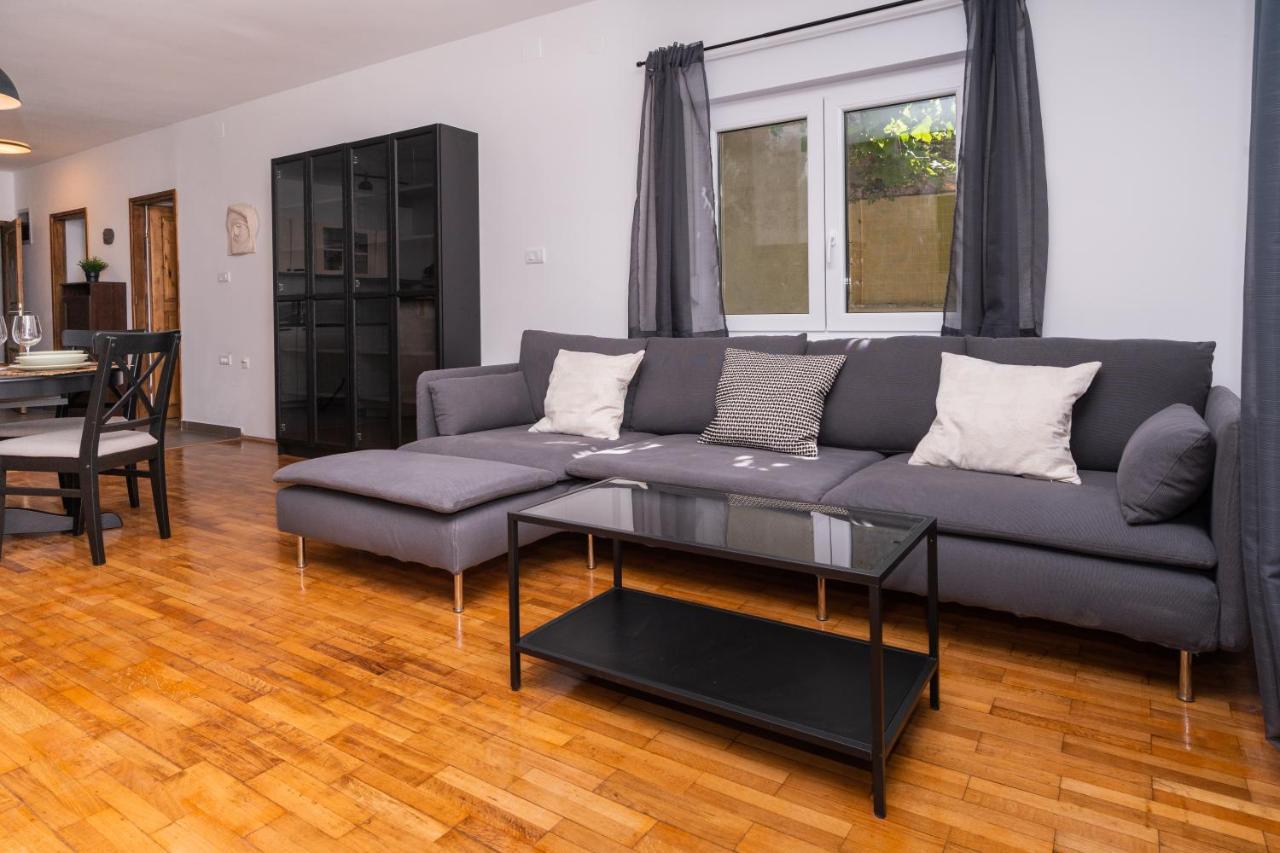 Visum Apartments Пула Экстерьер фото